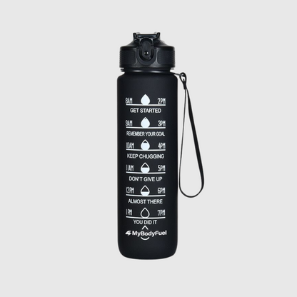 Zwarte MyBodyFuel luxe drinkfles 1000 ml met polskoord en motiverende tijdmarkeringen