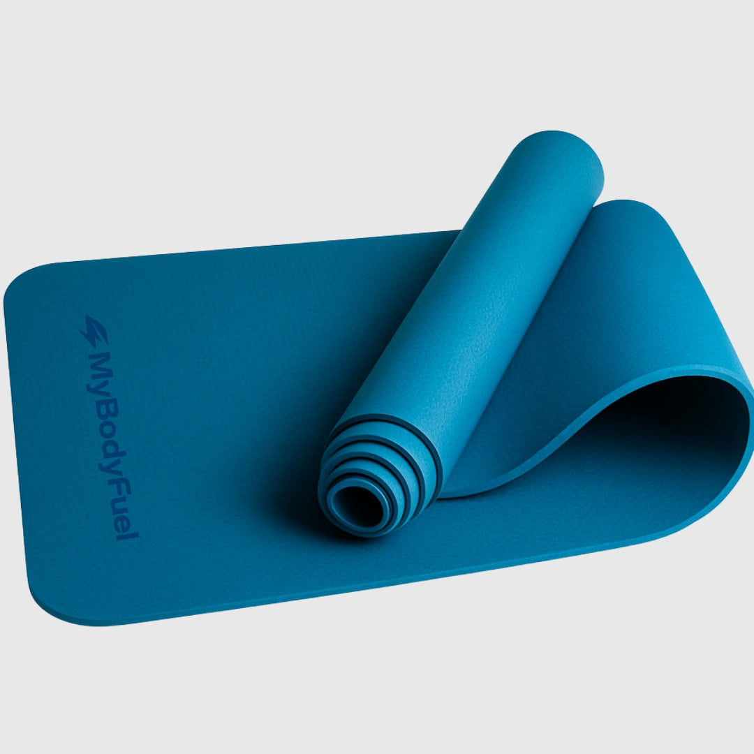 Blauwe yogamat MyBodyFuel – opgerold, 6 mm dik, antislip