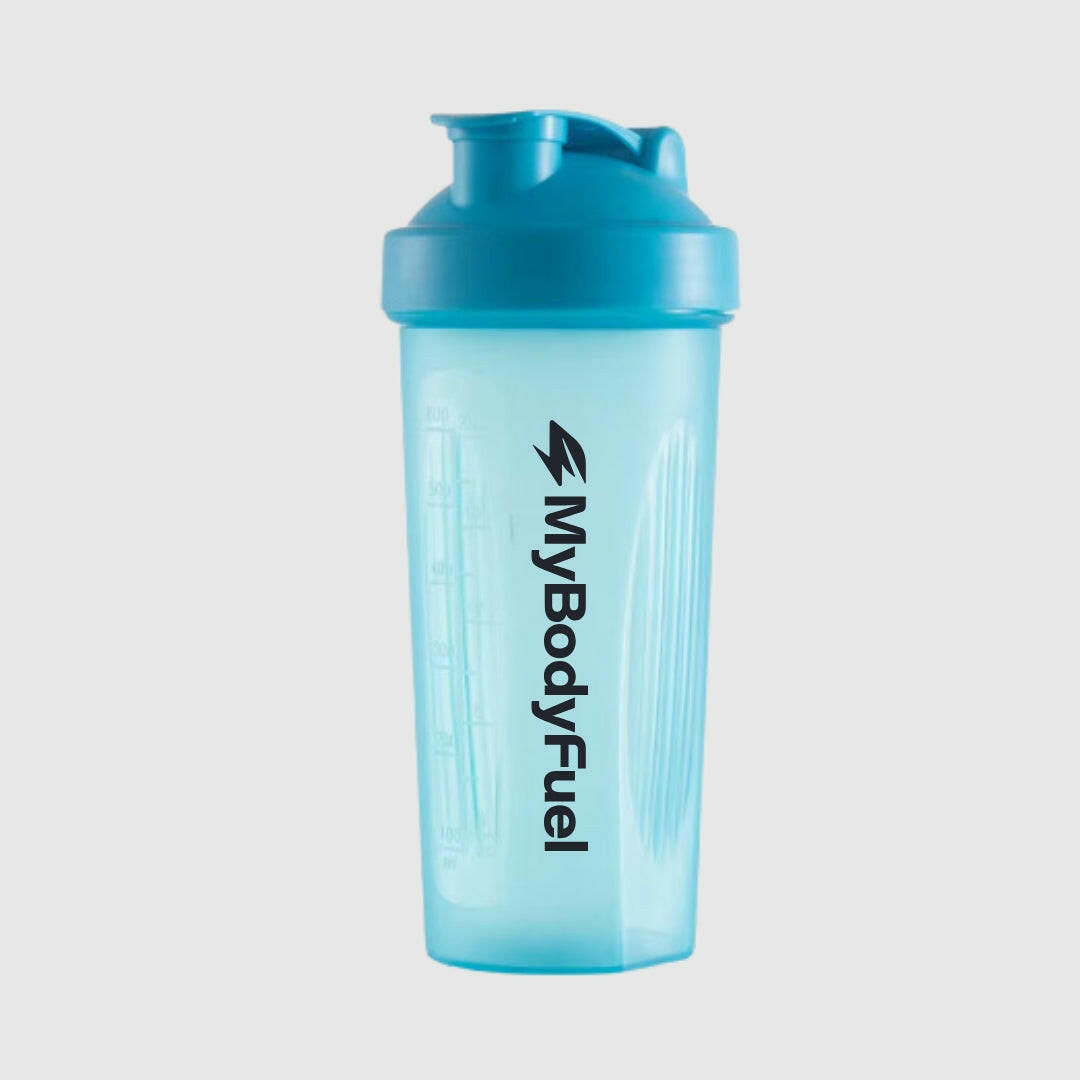 Blauwe MyBodyFuel shakebeker 700 ml met lekvrije flip‑top en maataanduiding